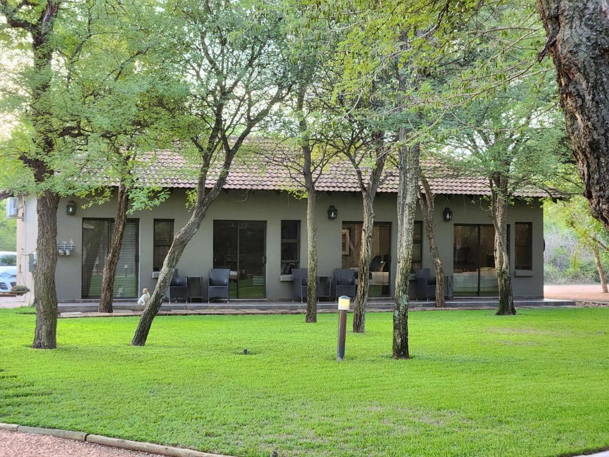 Rip Van Winkel Guest House Lephalale Zewnętrze zdjęcie